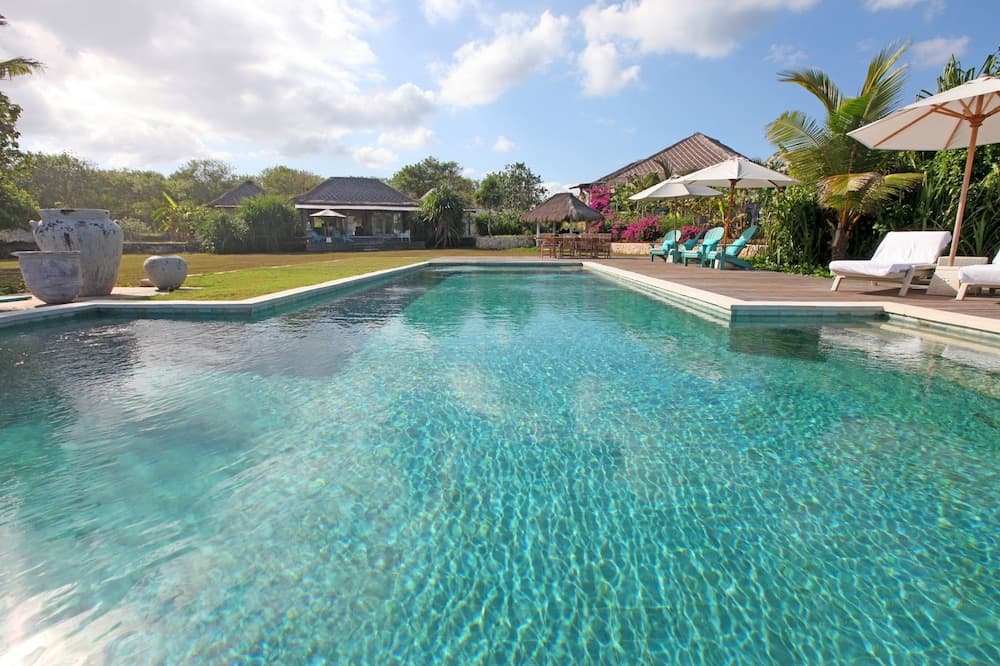 Villa Driftwood