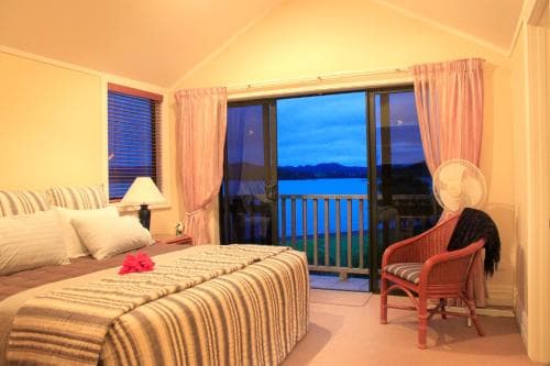 Pawhaoa Bay Lodge