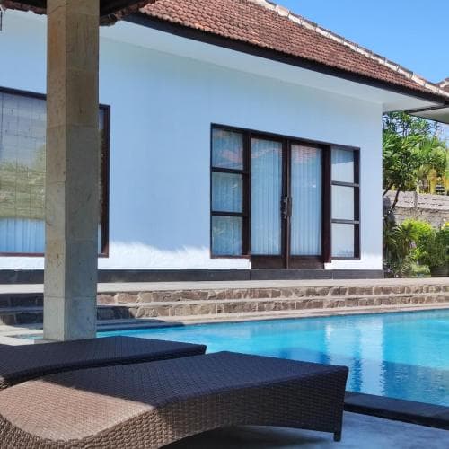 Lovina Villa Cinta