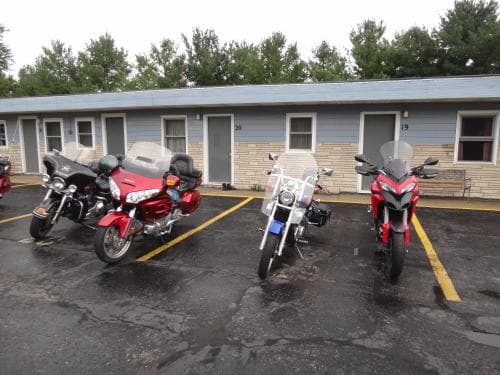 Pine Ridge Motel