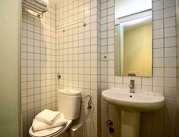 Picasso Apartments