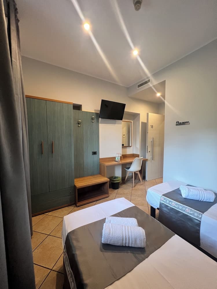 Sara Hotel