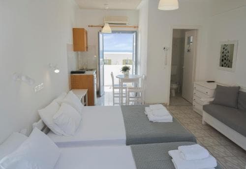 Zacharakis Studios