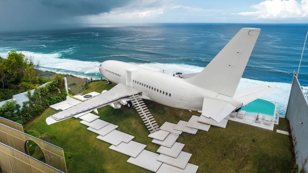 Private Jet Villa Uluwatu
