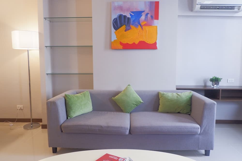 Valero Grand Suites by Swiss-Belhotel