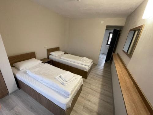 Le Baron Hotel