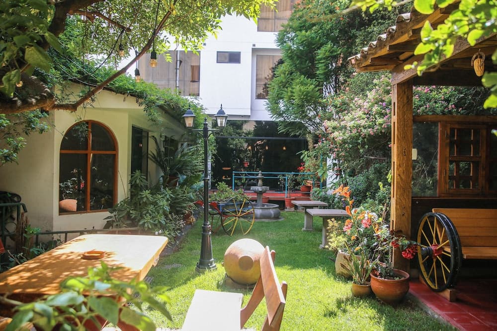 Illas Inn