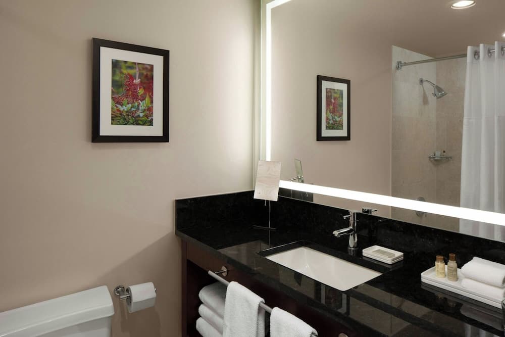 Renaissance Seattle Hotel
