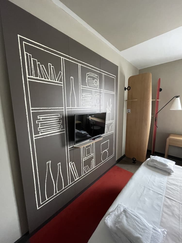 Ibis Sofia Airport