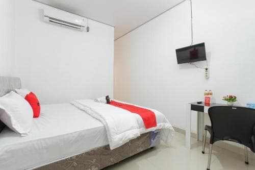 RedDoorz Syariah near RSU Suaka Insan Banjarmasin