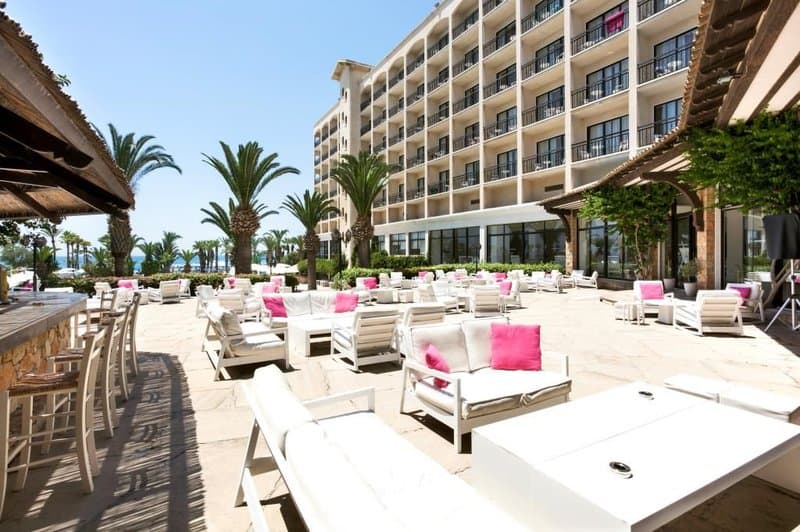 Sandy Beach Hotel & Spa