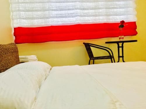 Mango Boulevard Hotel