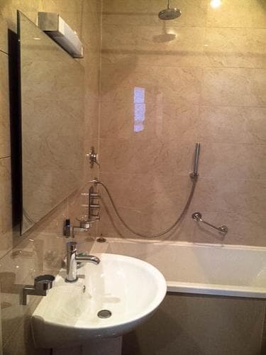 Thameside Hotel
