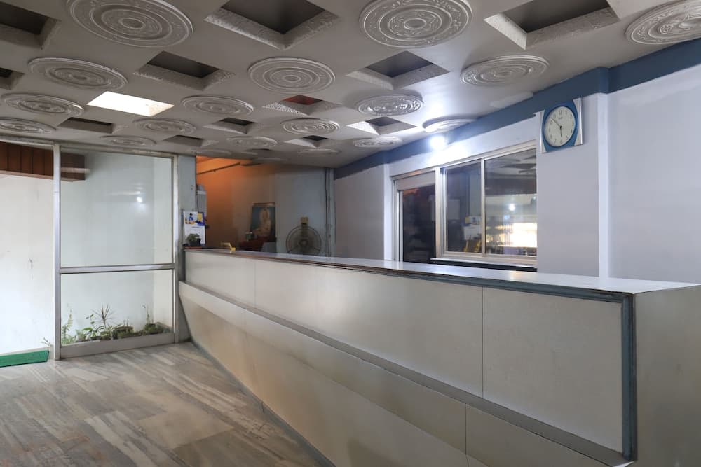 OYO 15983 Hotel Devpriya