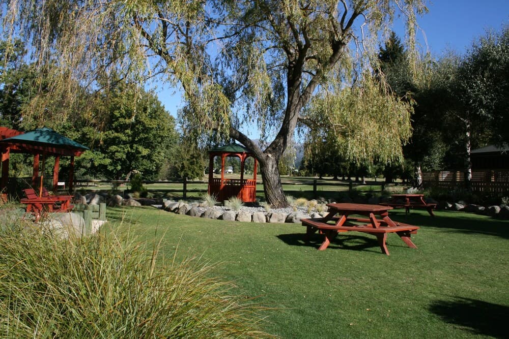 Alpine Springs Motel