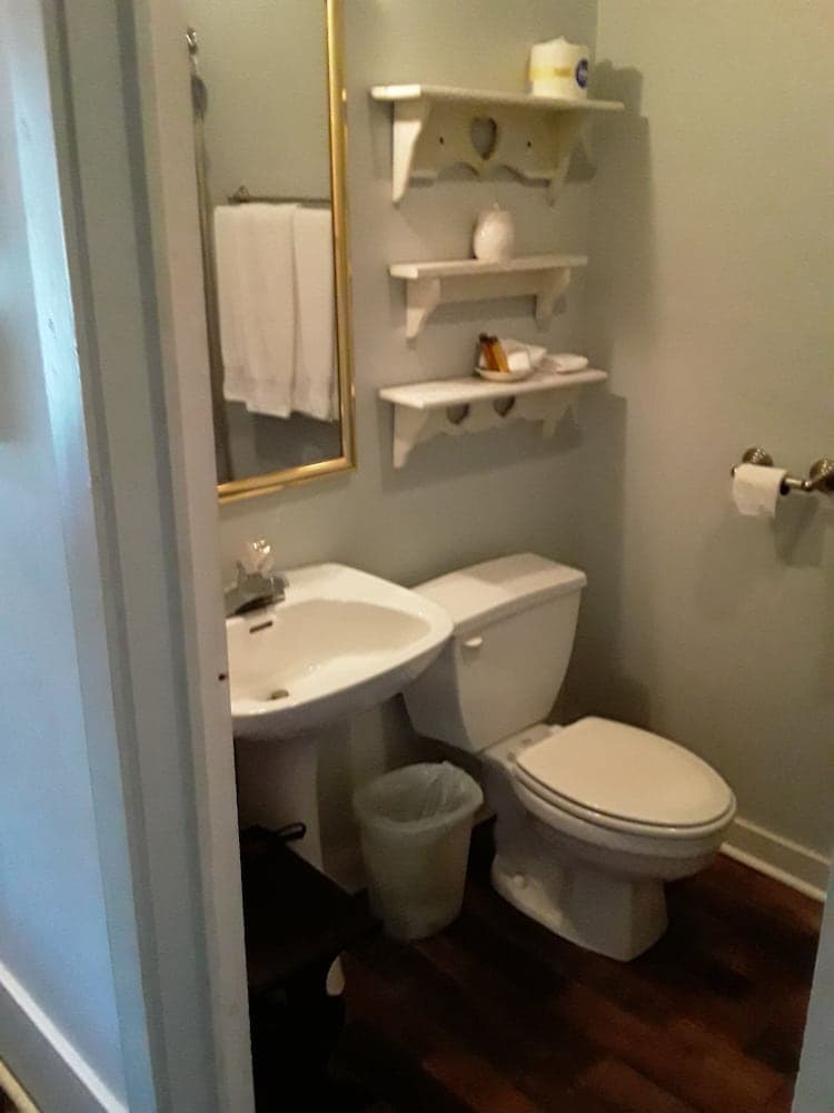 Hall Place Bed and Breakfast