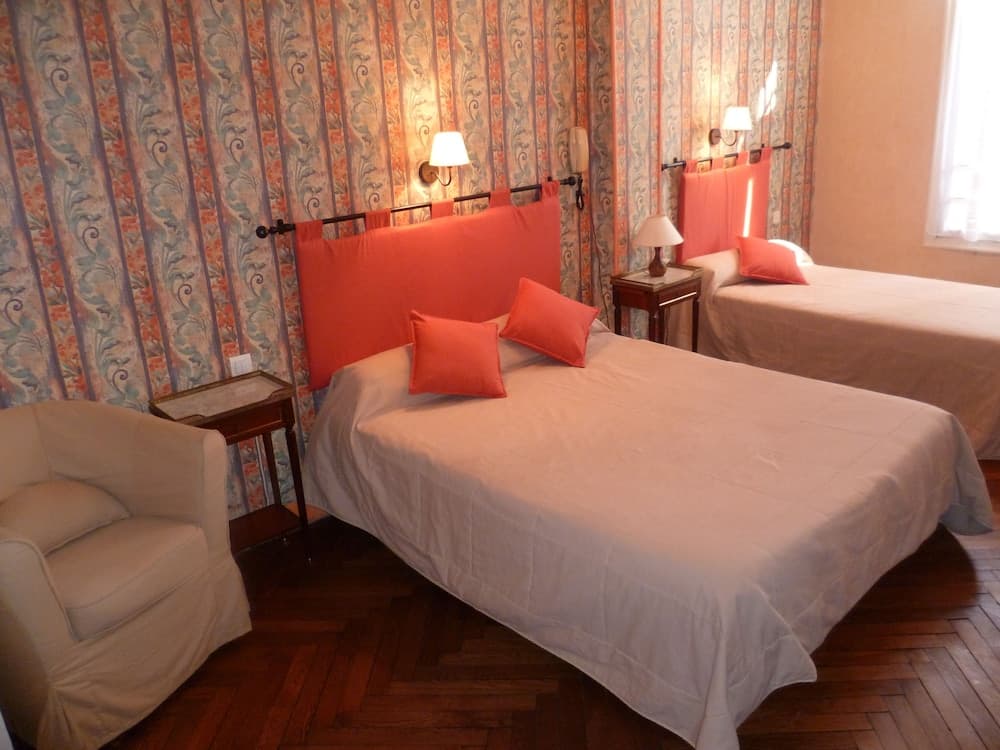 Castel Mistral