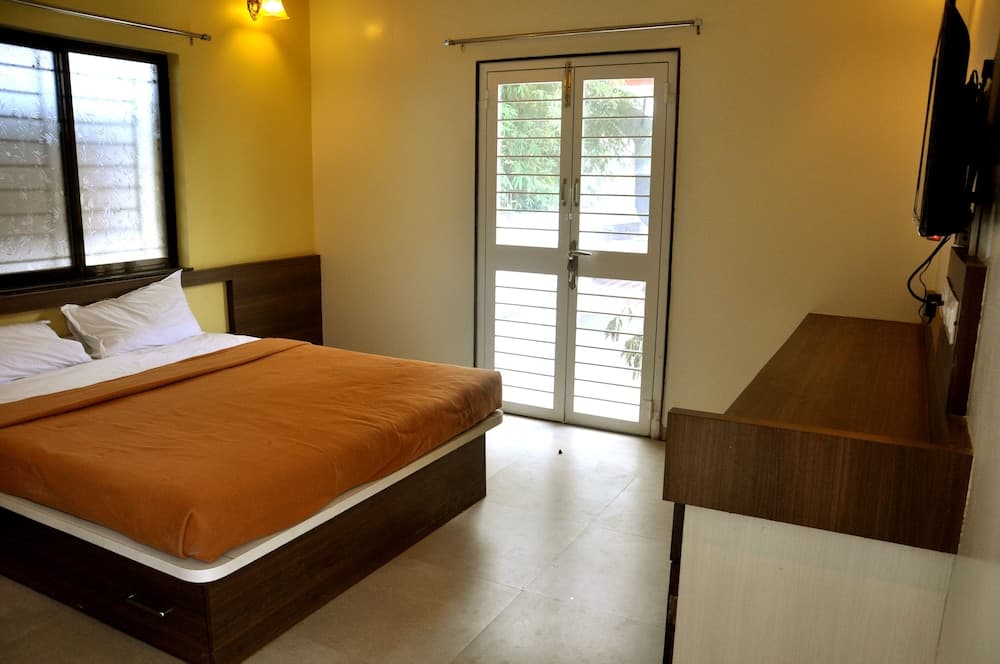 Rutu's Holiday Resort