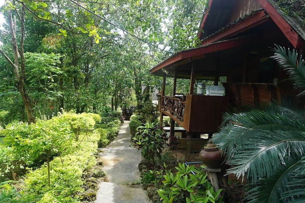 Rai Aeifoon Resort