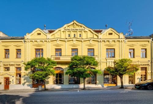 Hotel Golden Eagle