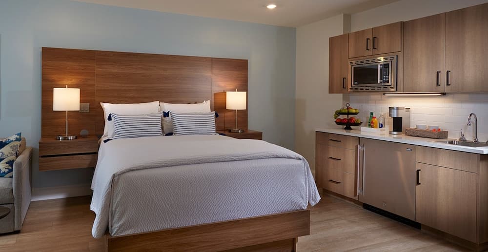 The Pointe Hotel