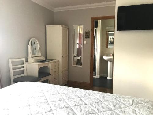 Grove Lodge B&B