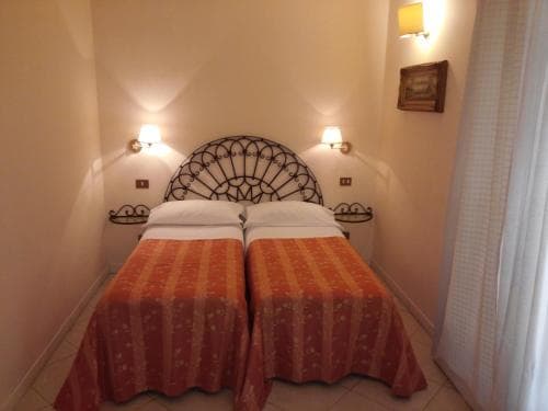 Marta Guest House