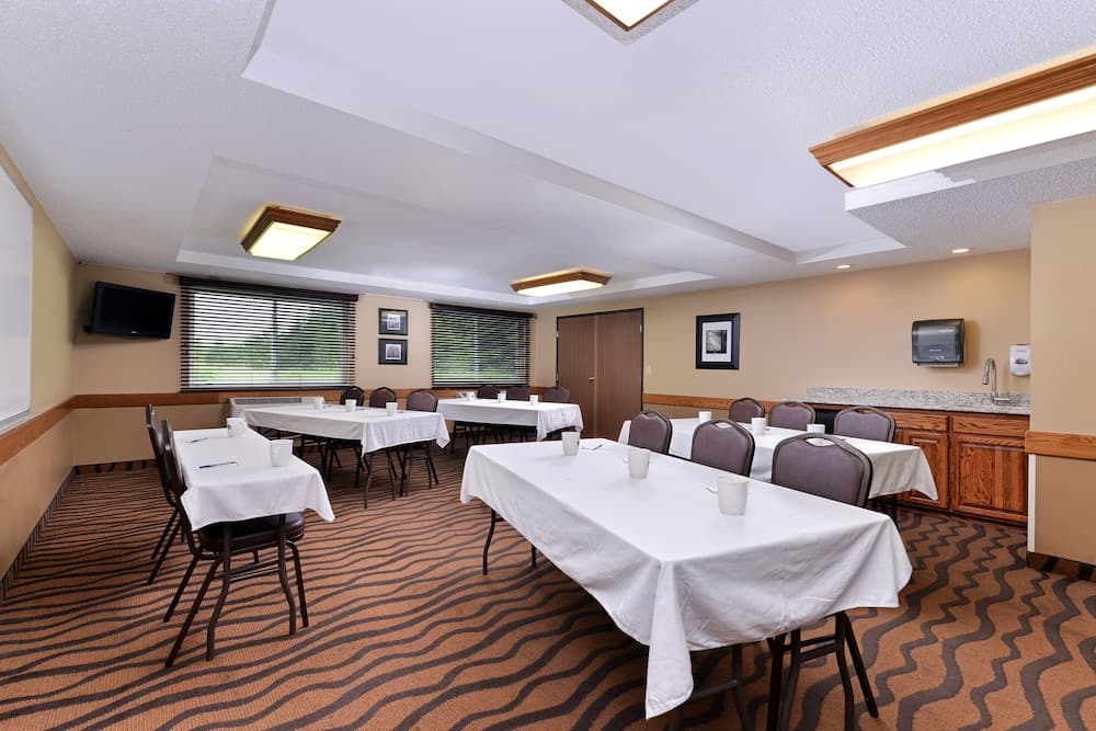 Americinn By Wyndham St. Cloud