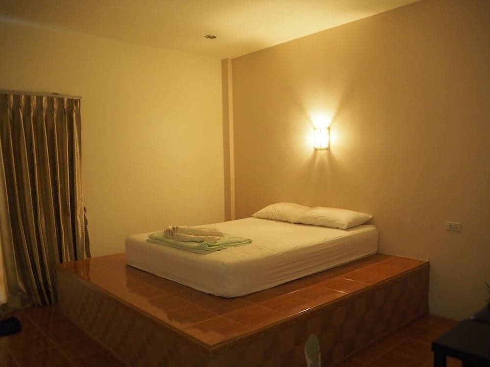 Chaofa Resort