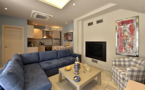 Alexander Suites