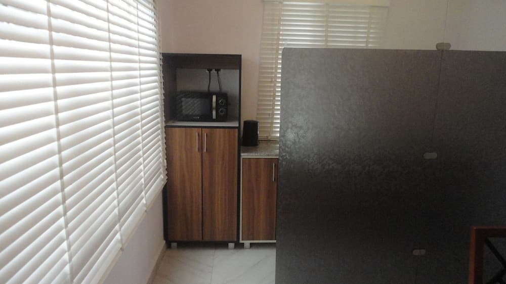 Mitros Residences