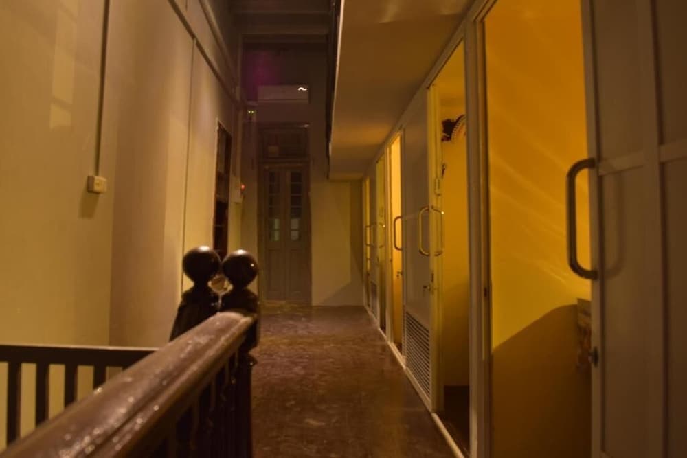 21 Hostel