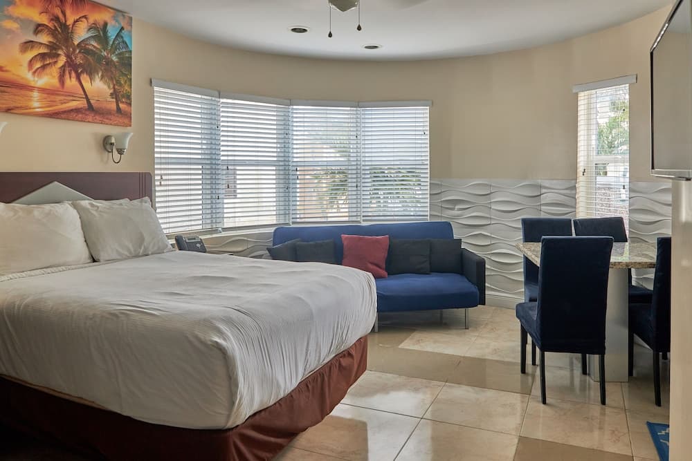 Caribbean Resort Suites