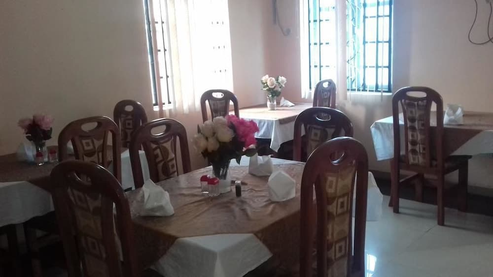 Sumed Suites