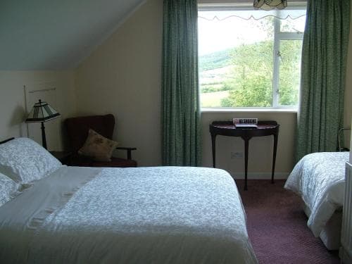 Hillside House B&B