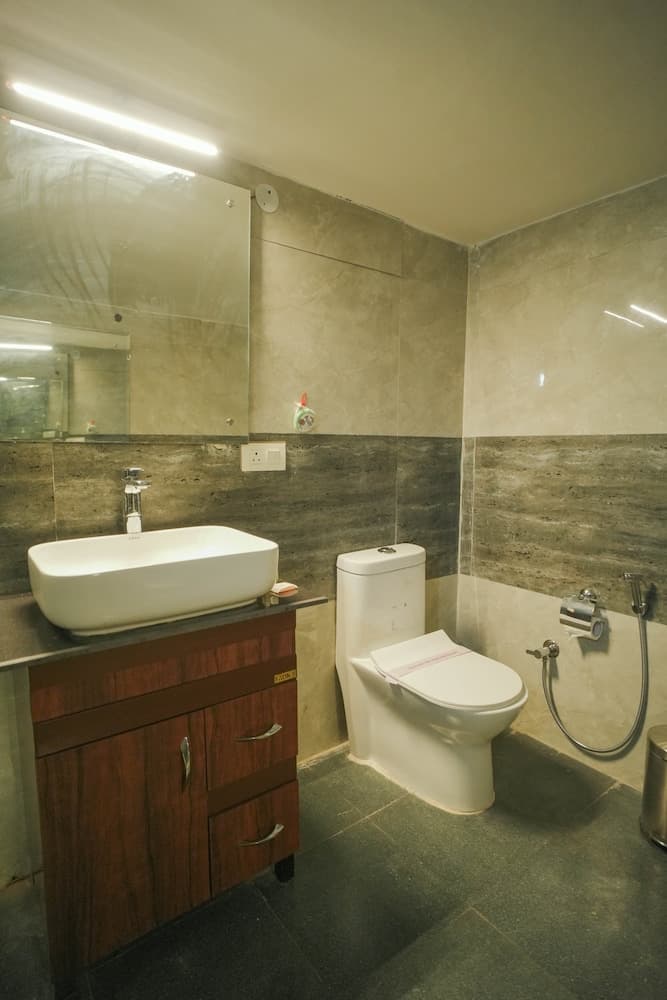Tapovan Resorts