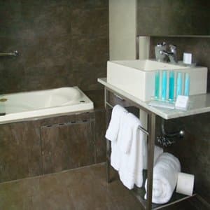 818 Suites