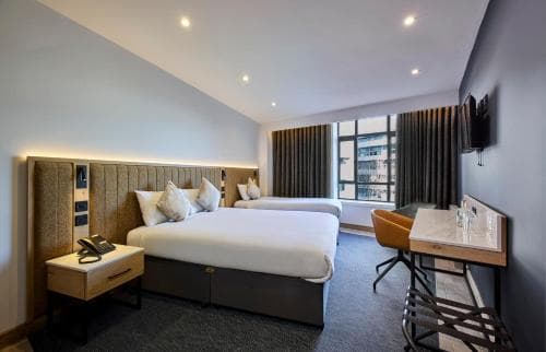 Handel s Hotel