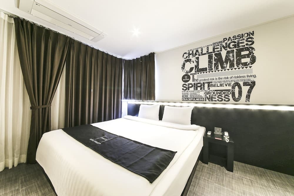 Publico Hotel