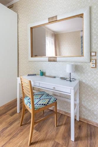 Stylish Apartment in Central Budapest - Perfect for Couples, Groups and Sightseers