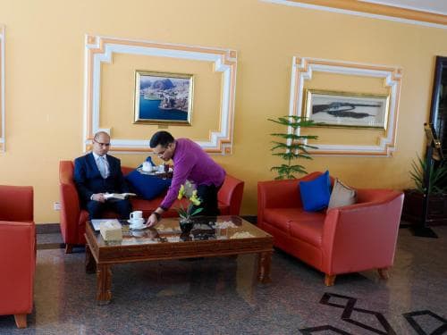 Falaj Daris Hotel