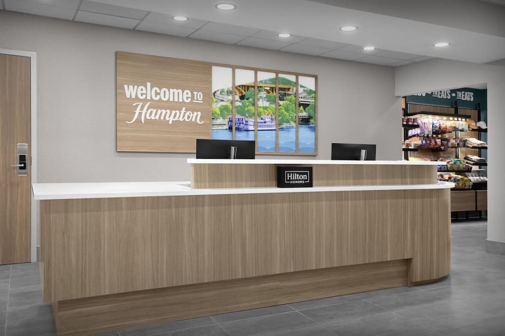 Hampton Inn Lenoir City