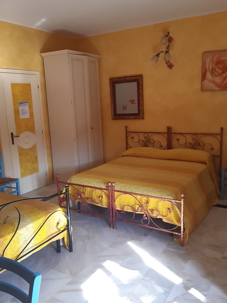 B&B Moonaurora