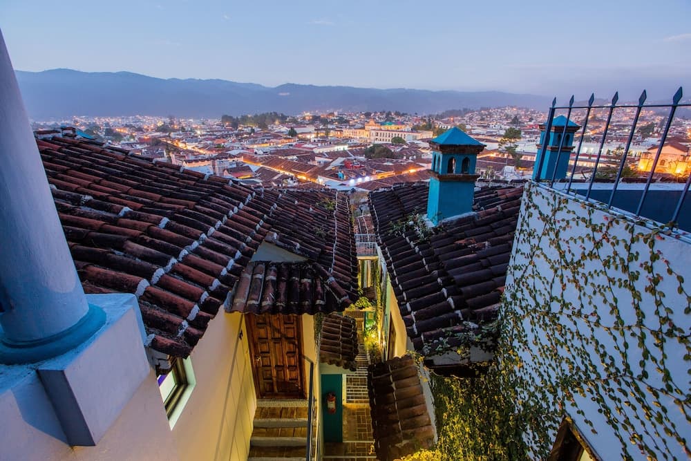 Las Escaleras by Inmense