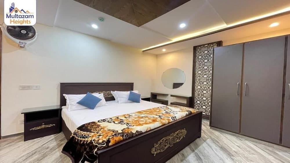 Multazam Heights, DHA Phase 8, Hotel Airport Lahore
