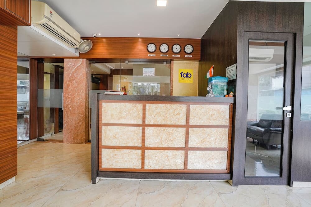 Fabhotel Konar Inn