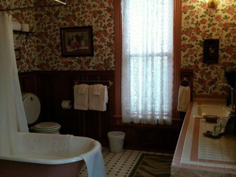 Geiger Victorian Bed and Breakfast