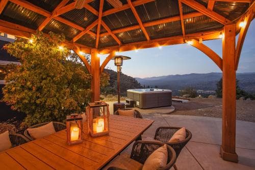 Yosemite Sierra View Bed & Breakfast