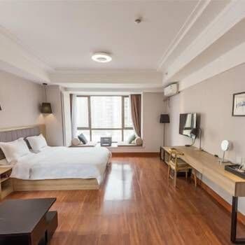 Ailuo Concept Hotel