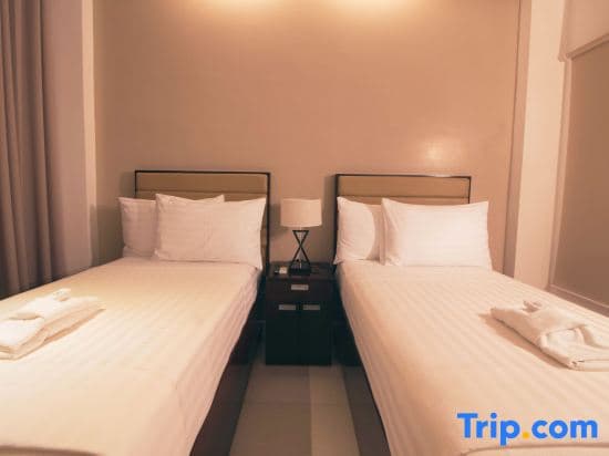 Aura Condotel